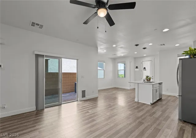 Photo 3 of Sale Pending at 937 E Sunset Rd, Henderson, NV 89011 | MLS# 2783666 | Listing updated on 2026-09-15