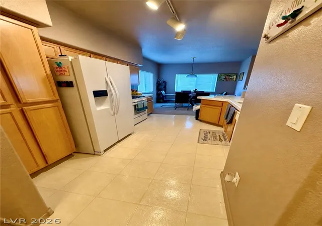 Photo 4 of Condo for sale at 1050 E Cactus Ave #1067, Las Vegas, NV 89183 | MLS# 2783869 | Listing updated on 2026-10-01