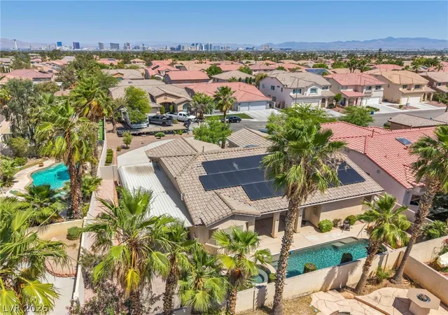 Photo 3 of Single family home for sale at 3009 Teal Beach St, Las Vegas, NV 89117 | MLS# 2783909 | Listing updated on 2026-09-14
