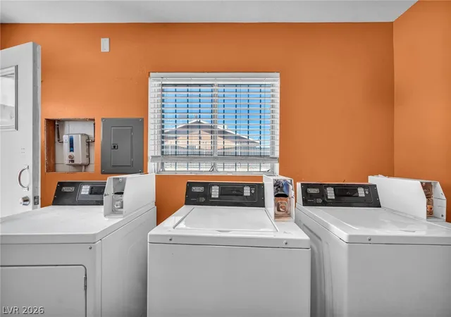 Listing Photo 2 - Condo for sale in building located at 2527 Carroll St, North Las Vegas, NV 89030