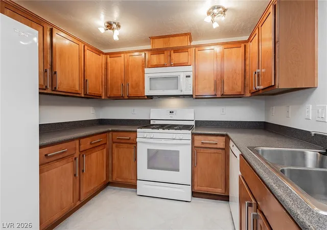 Photo 4 of Condo for sale at 6868 Sky Pointe Dr #1084, Las Vegas, NV 89131 | MLS# 2785180 | Listing updated on 2026-09-07