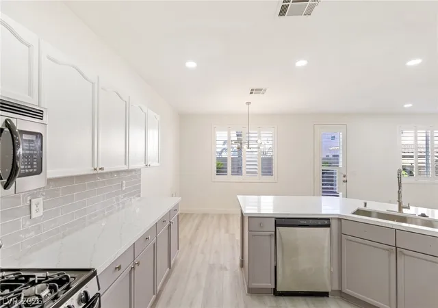 Photo 4 of Single family home for sale at 6856 Scarlet Flax St, Las Vegas, NV 89148 | MLS# 2786788 | Listing updated on 2026-09-07