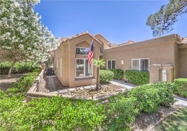 Photo 3 of Townhouse for sale at 8211 Round Hills Cir, Las Vegas, NV 89113 | MLS# 2783700 | Listing updated on 2026-09-13