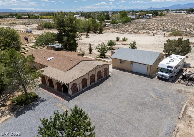 Photo 2 of Manufactured home for sale at 4501 E Kellogg Rd, Pahrump, NV 89061 | MLS# 2784148 | Listing updated on 2026-09-22