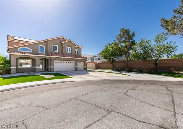 Photo 3 of Single family home for sale at 512 Beaconwood St, Henderson, NV 89052 | MLS# 2785761 | Listing updated on 2026-08-30