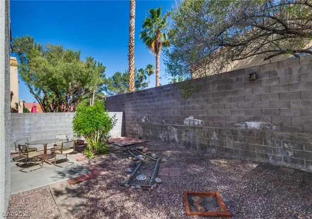 Photo 3 of Townhouse for sale at 1665 Britannia Ave, Henderson, NV 89014 | MLS# 2786181 | Listing updated on 2026-09-01