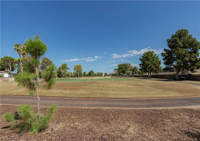 Photo 4 of Townhouse for sale at 700 Tam O Shanter, Las Vegas, NV 89109 | MLS# 2786907 | Listing updated on 2026-10-05