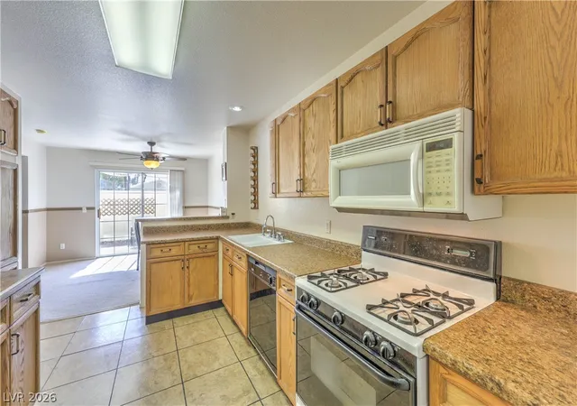 Photo 3 of Townhouse for sale at 8433 Wandering Sun Ave, Las Vegas, NV 89129 | MLS# 2787281 | Listing updated on 2026-09-11