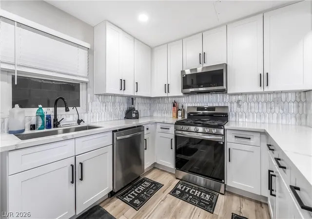 Photo 4 of Sale Pending at 113 Elm St, Henderson, NV 89015 | MLS# 2788280 | Listing updated on 2026-09-18
