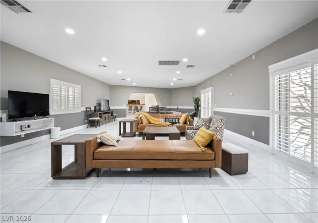 Photo 3 of Single family home for sale at 7215 Ullom Dr, Las Vegas, NV 89118 | MLS# 2788414 | Listing updated on 2026-09-09