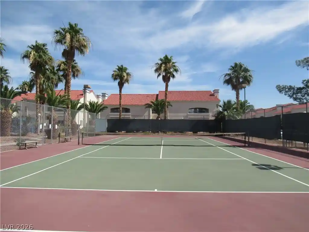Listing Photo 66 - Condo for sale in 2725 S Nellis Blvd located at 2725 S Nellis Blvd, Las Vegas, NV 89121 - Unit #1020