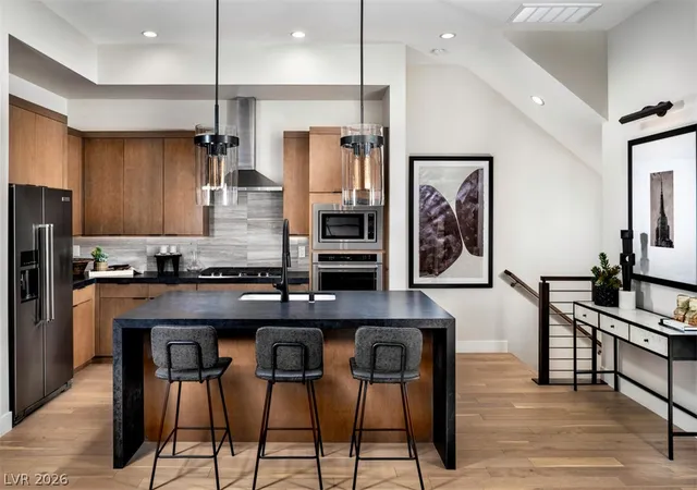Photo 1 of Townhouse for sale at 642 Talon Ridge St, Las Vegas, NV 89138 | MLS# 2789308 | Listing updated on 2026-09-02