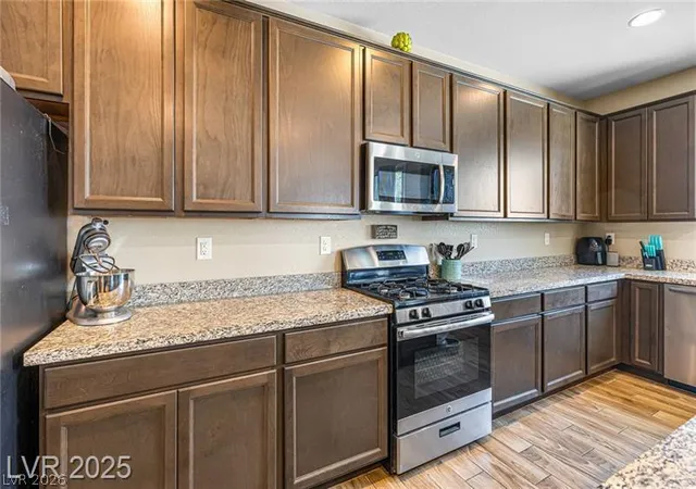 Photo 4 of Single family home for sale at 10523 Laurel Mountain Ln, Las Vegas, NV 89166 | MLS# 2789392 | Listing updated on 2026-09-14