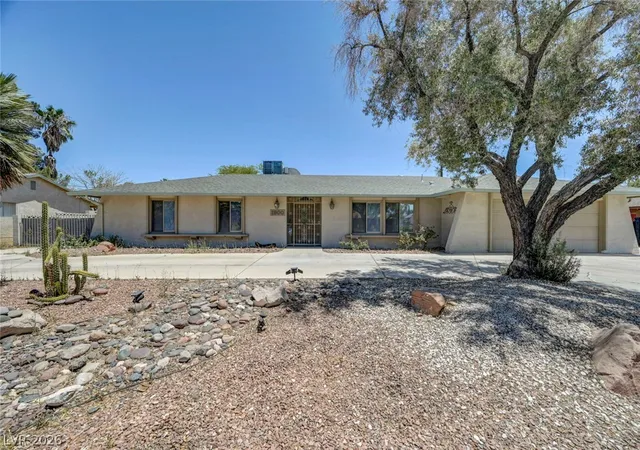 Photo 1 of Sale Pending at 1900 Stonehaven Dr, Las Vegas, NV 89108 | MLS# 2788660 | Listing updated on 2026-09-09