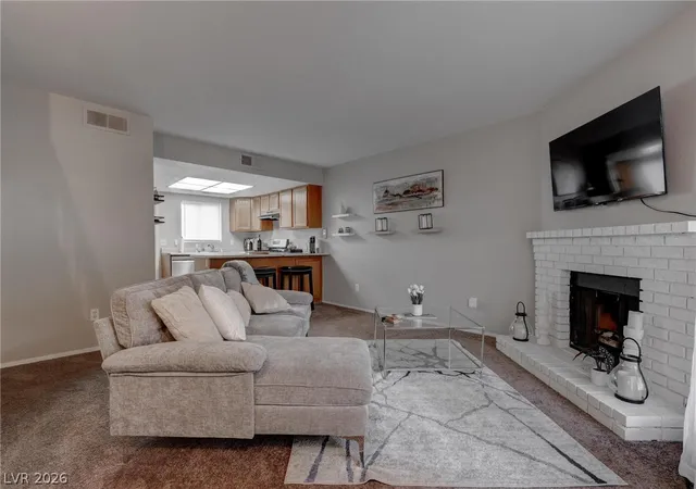 Photo 3 of Sale Pending at 573 Sellers Pl, Henderson, NV 89011 | MLS# 2789772 | Listing updated on 2026-09-07
