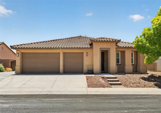 Photo 4 of Single family home for sale at 5761 E Badlands Ln, Pahrump, NV 89061 | MLS# 2789607 | Listing updated on 2026-09-19