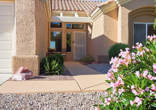 Photo 2 of Sale Pending at 10428 Villa Ridge Dr, Las Vegas, NV 89134 | MLS# 2791338 | Listing updated on 2026-09-05