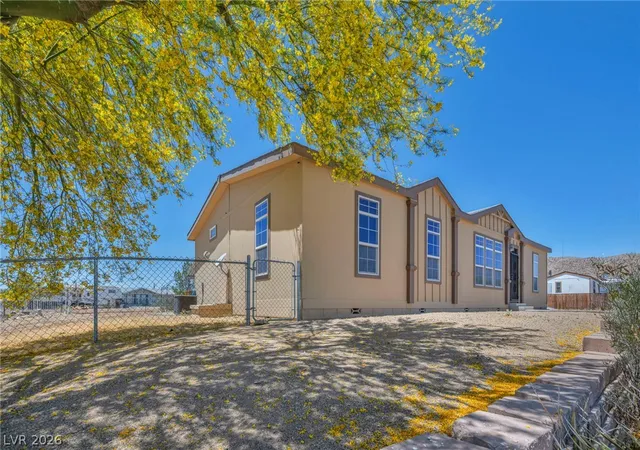 Photo 3 of Manufactured home for sale at 225 California St, Searchlight, NV 89046 | MLS# 2790399 | Listing updated on 2026-09-22