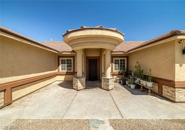 Photo 3 of Single family home for sale at 6720 Stubblefield Dr, Pahrump, NV 89061 | MLS# 2792042 | Listing updated on 2026-09-21