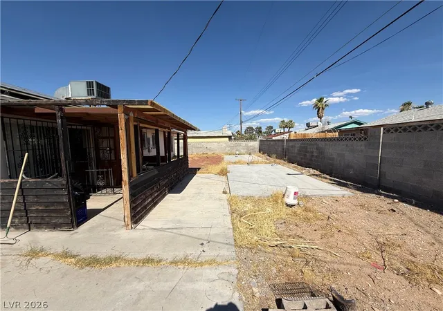 Photo 4 of Sale Pending at 973 Westminster Ave, Las Vegas, NV 89119 | MLS# 2792353 | Listing updated on 2026-09-12
