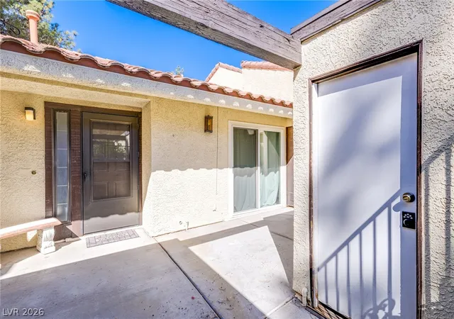 Photo 3 of Townhouse for sale at 2835 Glendevon Cir, Henderson, NV 89014 | MLS# 2791290 | Listing updated on 2026-09-23