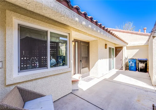 Photo 4 of Townhouse for sale at 2835 Glendevon Cir, Henderson, NV 89014 | MLS# 2791290 | Listing updated on 2026-09-23