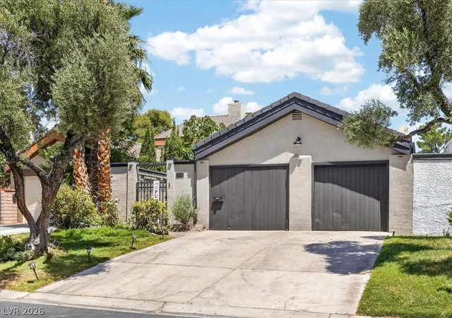 Photo 2 of Single family home for sale at 3137 Bel Air Dr, Las Vegas, NV 89109 | MLS# 2792610 | Listing updated on 2026-09-08