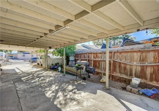Photo 3 of Single family home for sale at 2124 Kenneth Rd, North Las Vegas, NV 89030 | MLS# 2792557 | Listing updated on 2026-09-23