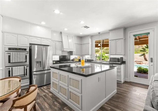 Photo 3 of Single family home for sale at 1522 Ravanusa Dr, Henderson, NV 89052 | MLS# 2792664 | Listing updated on 2026-09-24