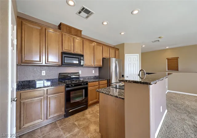 Listing Photo 4 - Condo for sale in building located at 20 Hudson Cyn St, Henderson, NV 89012 - Unit #3