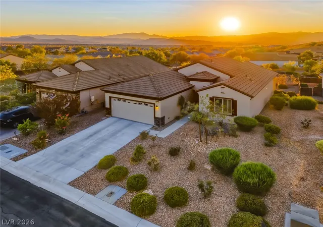 Photo 2 of Sale Pending at 2576 Jada Dr, Henderson, NV 89044 | MLS# 2792779 | Listing updated on 2026-08-31