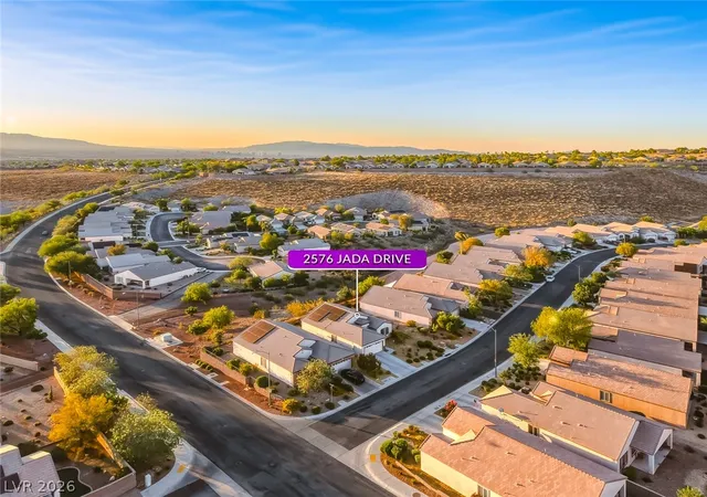 Photo 3 of Sale Pending at 2576 Jada Dr, Henderson, NV 89044 | MLS# 2792779 | Listing updated on 2026-08-31