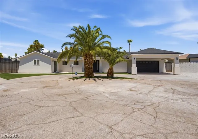 Photo 2 of Single family home for sale at 3660 W Robindale Rd, Las Vegas, NV 89139 | MLS# 2792493 | Listing updated on 2026-09-03