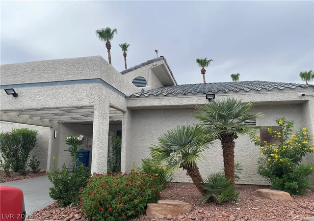 Photo 3 of Condo for sale at 6250 W Flamingo Rd #124, Las Vegas, NV 89103 | MLS# 2786913 | Listing updated on 2026-08-31