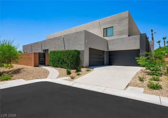 Photo 2 of Mansion for sale at 7389 Olive Crk Ct, Las Vegas, NV 89117 | MLS# 2773145 | Listing updated on 2026-09-10