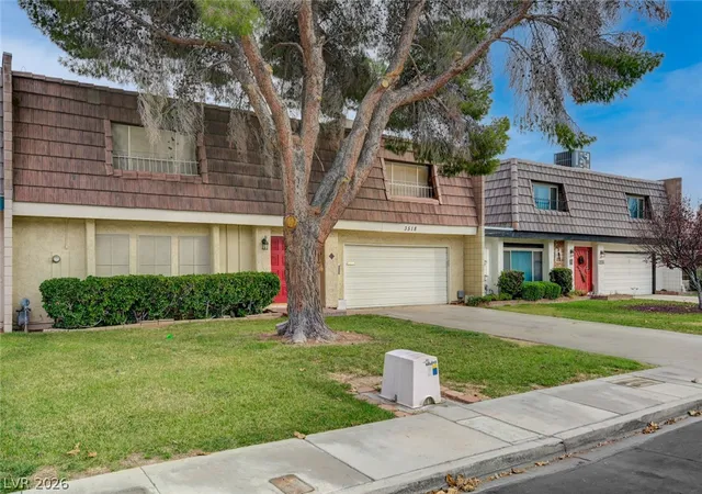 Photo 3 of Townhouse for sale at 3518 Blackstone St, Las Vegas, NV 89121 | MLS# 2794316 | Listing updated on 2026-09-02