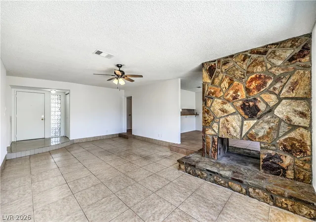 Photo 4 of Single family home for sale at 4462 Newton Dr, Las Vegas, NV 89121 | MLS# 2793126 | Listing updated on 2026-09-04