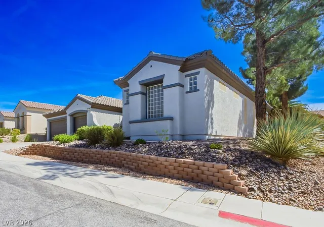Photo 2 of Single family home for sale at 2813 Winslow Springs Dr, Henderson, NV 89052 | MLS# 2794818 | Listing updated on 2026-09-05