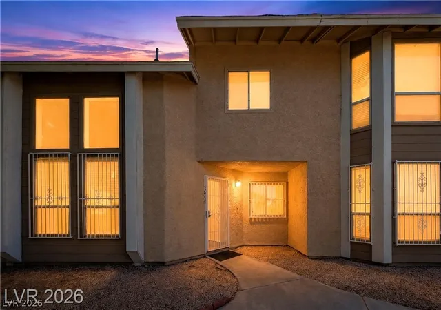 Photo 2 of Townhouse for sale at 3844 Fitzpatrick Dr, Las Vegas, NV 89115 | MLS# 2794512 | Listing updated on 2026-09-23