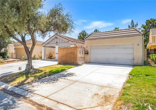 Photo 3 of Single family home for sale at 2985 Bel Air Dr, Las Vegas, NV 89109 | MLS# 2794872 | Listing updated on 2026-10-03