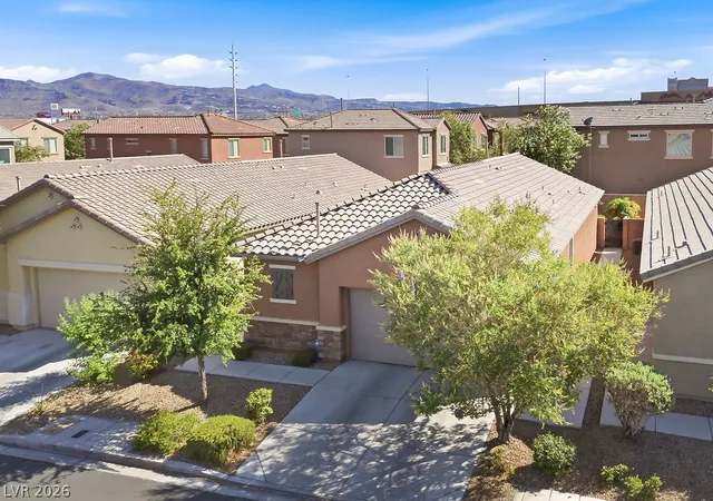 Photo 3 of Single family home for sale at 743 Crst Valley Pl, Henderson, NV 89011 | MLS# 2795135 | Listing updated on 2026-09-07