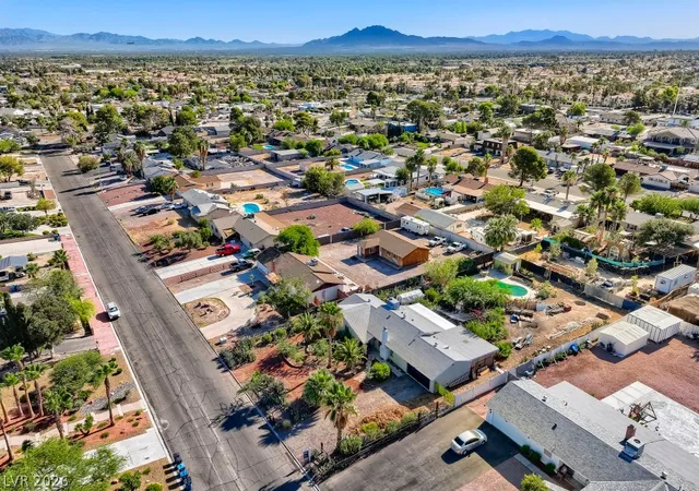 Photo 3 of Single family home for sale at 8054 Rodeo Dr, Las Vegas, NV 89123 | MLS# 2795323 | Listing updated on 2026-09-23