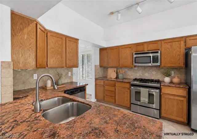 Photo 4 of Single family home for sale at 1413 Sun Copper Dr, Las Vegas, NV 89117 | MLS# 2794914 | Listing updated on 2026-09-10