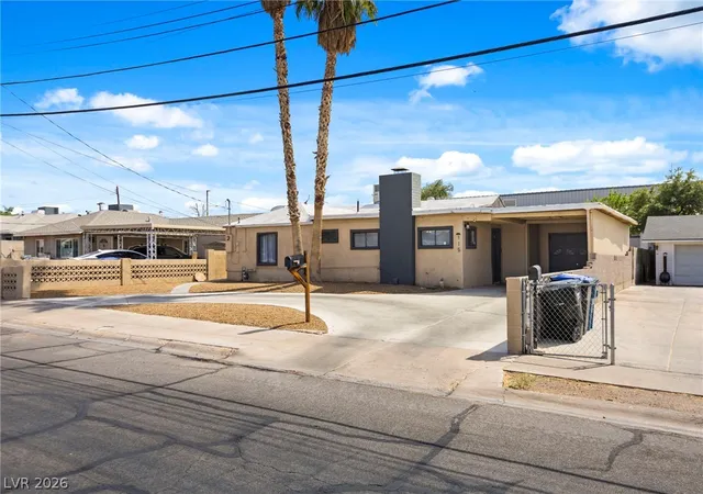 Photo 2 of Single family home for sale at 115 Ivy St, Henderson, NV 89015 | MLS# 2795416 | Listing updated on 2026-09-03