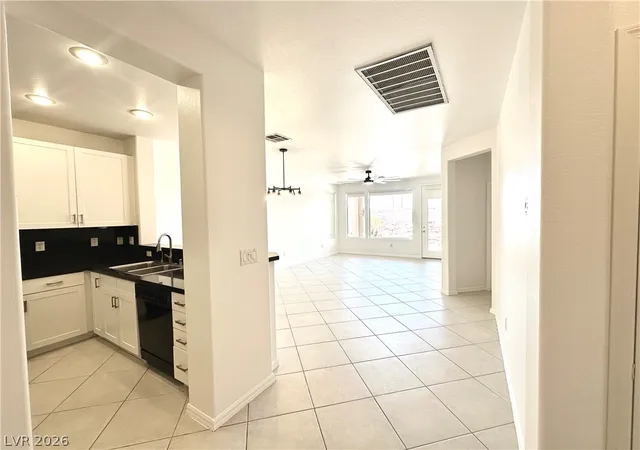 Photo 4 of Townhouse for sale at 4554 Regalo Bello St, Las Vegas, NV 89135 | MLS# 2795440 | Listing updated on 2026-09-10