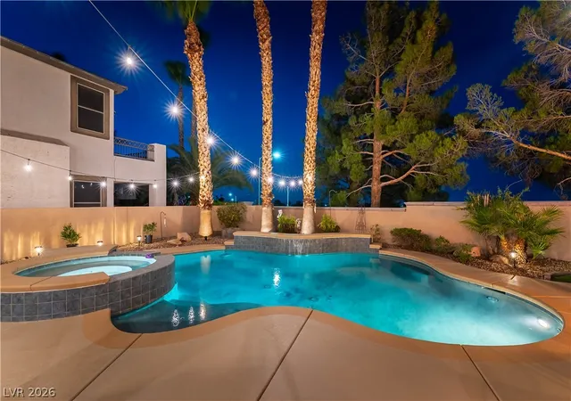Photo 3 of Sale Pending at 324 Glistening Cloud Dr, Henderson, NV 89012 | MLS# 2796413 | Listing updated on 2026-09-18