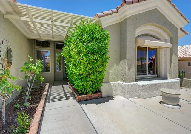 Photo 4 of Single family home for sale at 2533 Banora Point Dr, Las Vegas, NV 89134 | MLS# 2791589 | Listing updated on 2026-08-30
