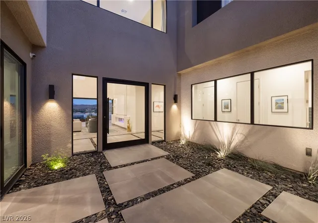 Photo 3 of Single family home for sale at 25 Falling Ridge Ln, Henderson, NV 89011 | MLS# 2796186 | Listing updated on 2026-09-05