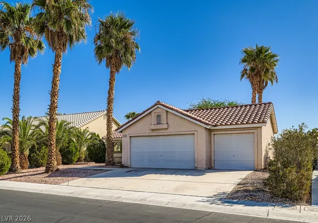 Photo 2 of Sale Pending at 4714 Carmar Dr, Las Vegas, NV 89122 | MLS# 2797023 | Listing updated on 2026-09-03
