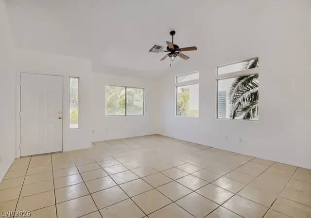 Photo 3 of Sale Pending at 4714 Carmar Dr, Las Vegas, NV 89122 | MLS# 2797023 | Listing updated on 2026-09-03